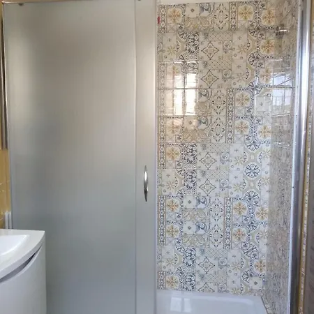 Domus Piedigrotta Bed & Breakfast *