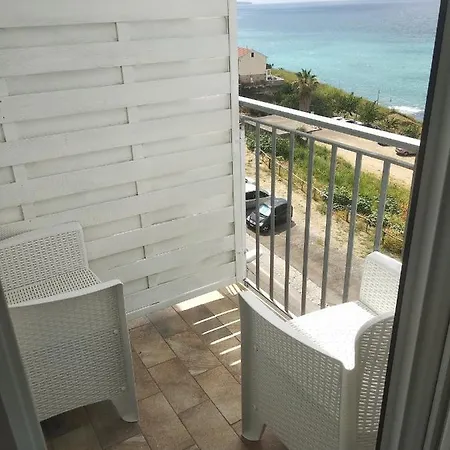 Domus Piedigrotta 4*