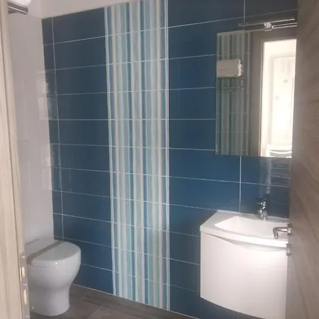 Domus Piedigrotta 4*