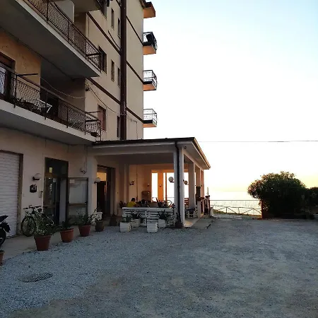 Domus Piedigrotta 4*