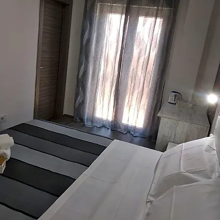 Bed & Breakfast Domus Piedigrotta 4*