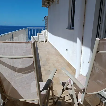 Domus Piedigrotta 4*