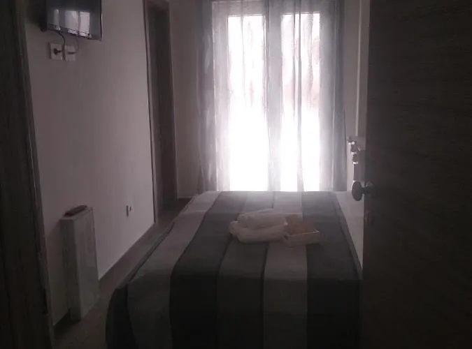 Alojamento de Acomodação e Pequeno-almoço Domus Piedigrotta 4*