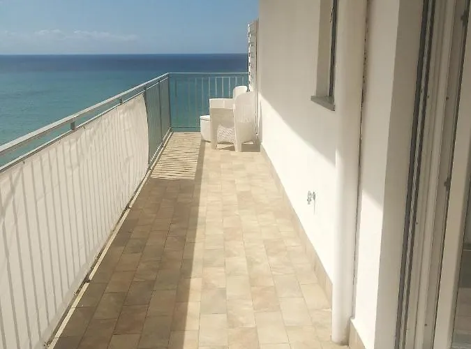 Domus Piedigrotta Alojamento de Acomodação e Pequeno-almoço Pizzo (Calabria)