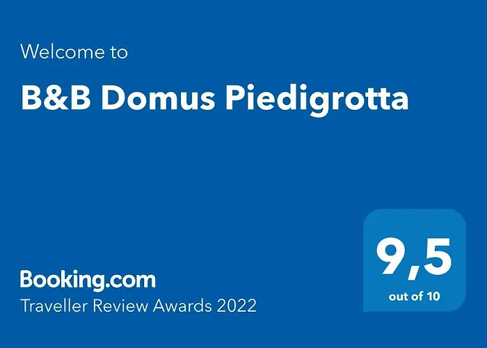 Domus Piedigrotta Alojamento de Acomodação e Pequeno-almoço 4*